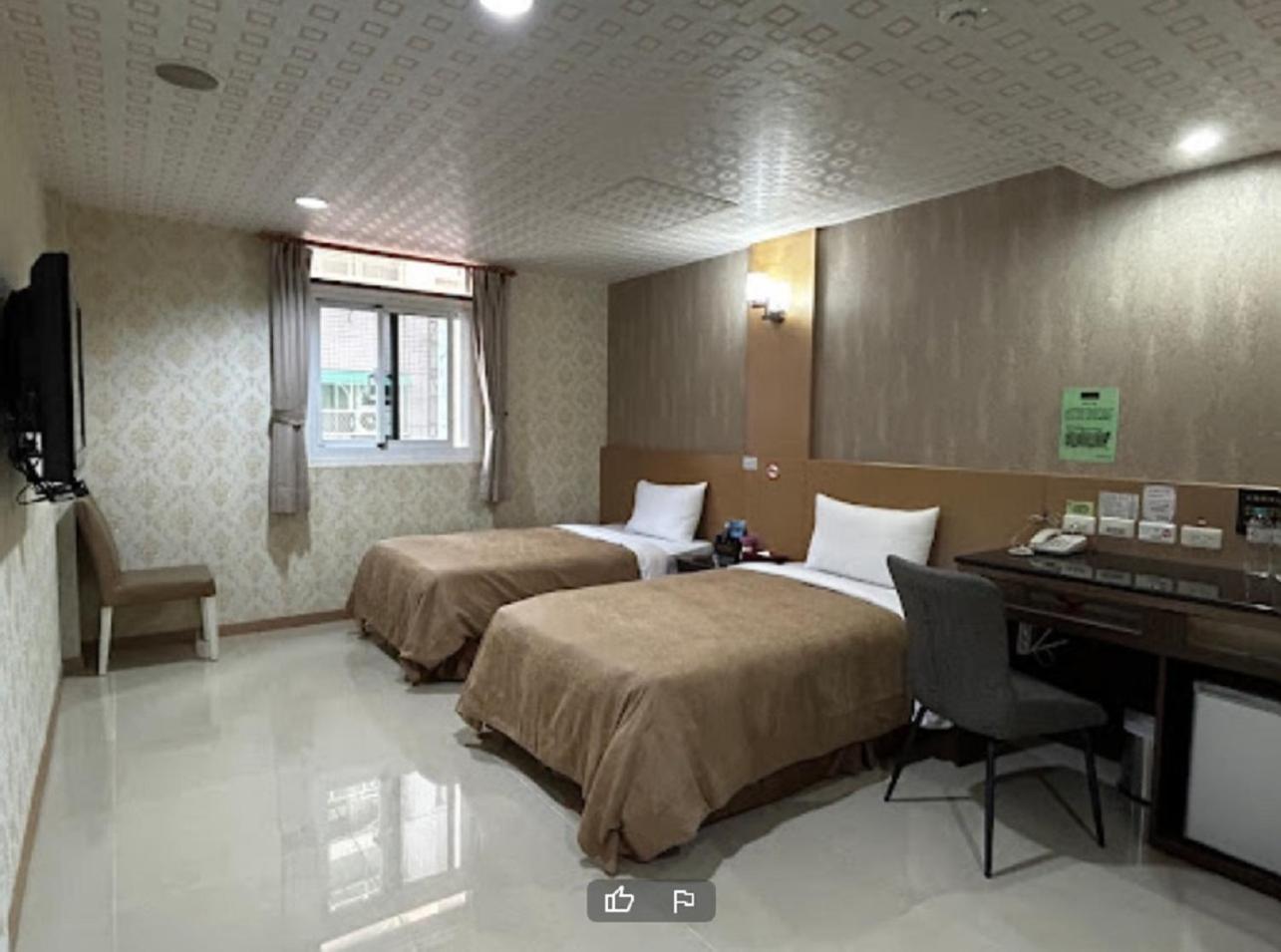 Hua Xiang Motel - Arena Kaohsiung Eksteriør billede