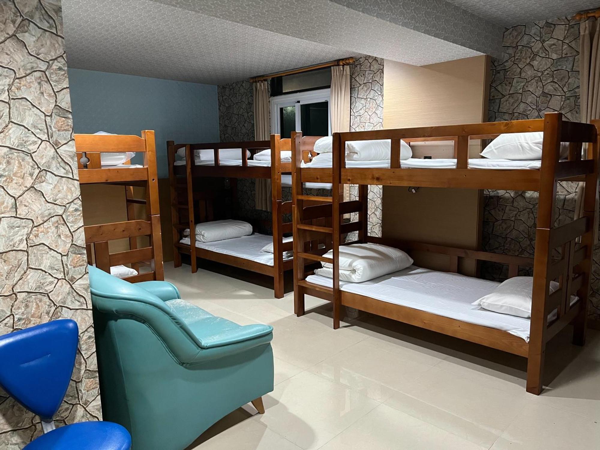 Hua Xiang Motel - Arena Kaohsiung Eksteriør billede